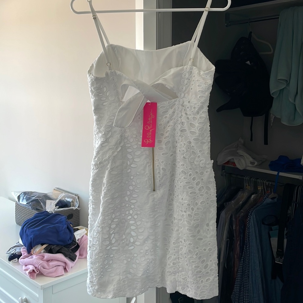 BRAND NEW! Never worn(still has tag) lily Pulitzer white floral dress size 0